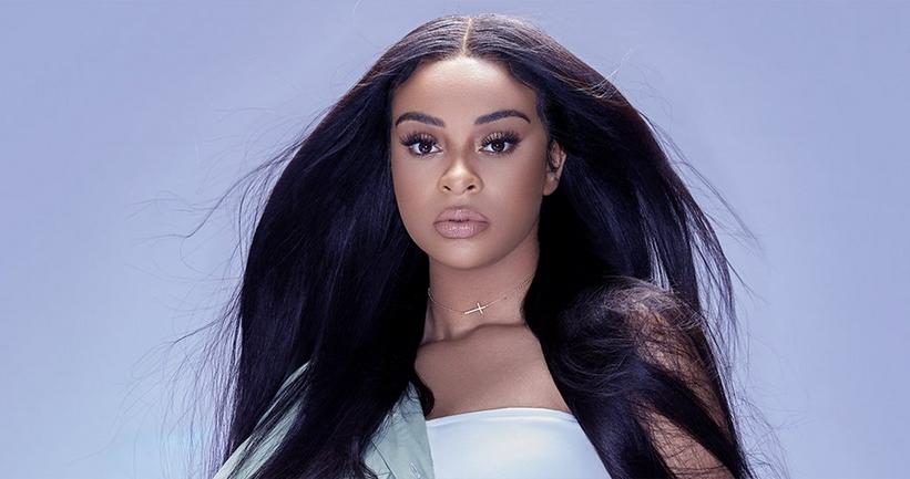 Positive Vibes Only: Koryn Hawthorne Delivers Soulful Live Performance Of "Speak To Me"